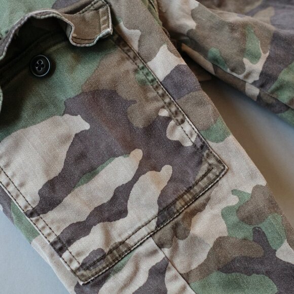 JCrew Camo Cargo Pants - Picture 3 of 6